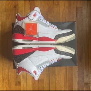 Air Jordan 3 Retro ‘Fire Red’ 2013 size 10M